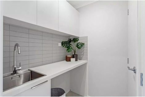 Photo of property in 17 Hema Road, Hobsonville, Auckland, 0616