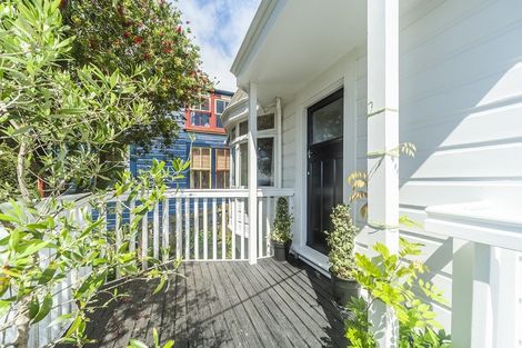 Photo of property in 29 Patanga Crescent, Thorndon, Wellington, 6011