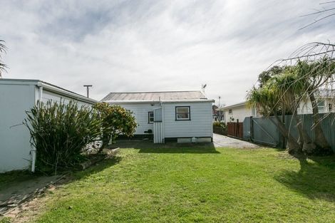 Photo of property in 12 Kinross White Street, Napier South, Napier, 4110