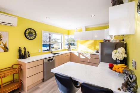 Photo of property in 6 Bucksburn Place, Greenmeadows, Napier, 4112