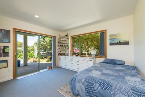 Photo of property in 10 Moreland Place, Mapua, 7005