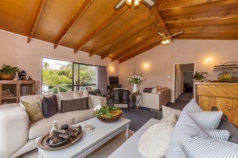 Photo of property in 16 Gerontius Lane, Snells Beach, 0920