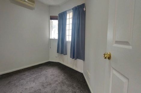 Photo of property in 825 Chapel Road, Shamrock Park, Auckland, 2016