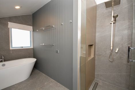 Photo of property in 11 Wilmington Place, Forrest Hill, Auckland, 0620