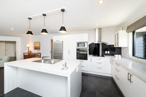 Photo of property in 44 Chestnut Close, Kelvin Grove, Palmerston North, 4414