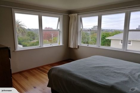 Photo of property in 43 Park Road, Glenfield, Auckland, 0629