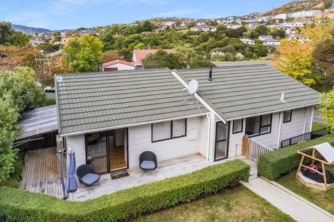 Photo of property in 19 Seagull Place, Whitby, Porirua, 5024