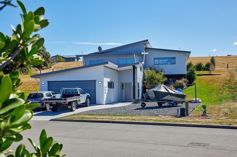 Photo of property in 16 Swyncombe Place, Kaikoura Flat, Kaikoura, 7371
