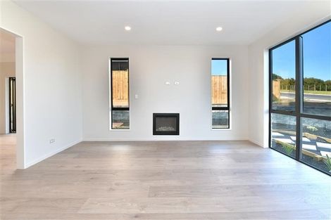 Photo of property in 243 West Hoe Heights, Orewa, 0931