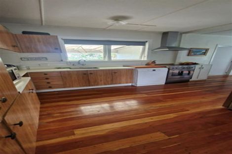 Photo of property in 1899 Paparoa Valley Road, Paparoa, 0571