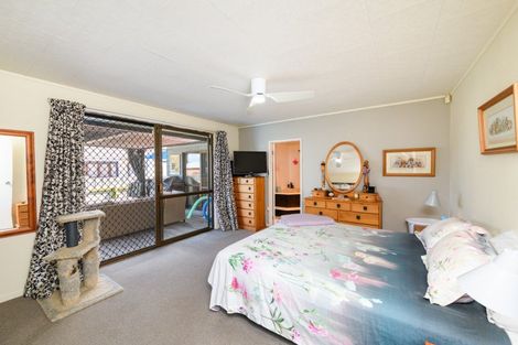 Photo of property in 3 Baring Street, Bunnythorpe, Palmerston North, 4481