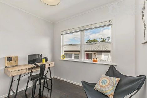Photo of property in 15 Saffron Street, Birkdale, Auckland, 0626