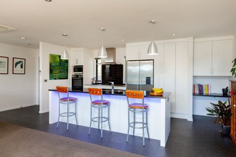 Photo of property in 18a Russell Street, Picton, 7220