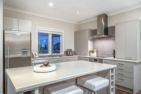 Photo of property in 1 Margaret Place, Milford, Auckland, 0620