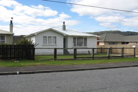 Photo of property in 66 Karaka Street, Wainuiomata, Lower Hutt, 5014