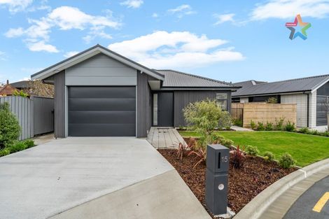 Photo of property in 15 Te Ara O Motutawa, Avalon, Lower Hutt, 5011