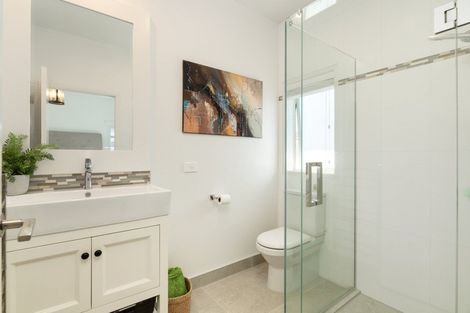 Photo of property in 35 Cassinia Close, Papamoa Beach, Papamoa, 3118