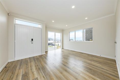 Photo of property in 44 Hangahai Road, Flat Bush, Auckland, 2019