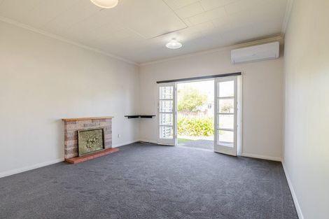 Photo of property in 3/5 Ward Street, Palmerston North, 4410
