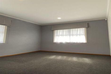 Photo of property in 7 Cornwall Street, Te Atatu South, Auckland, 0610