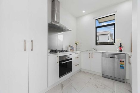 Photo of property in 23 Alliance Lane, Papakura, 2110