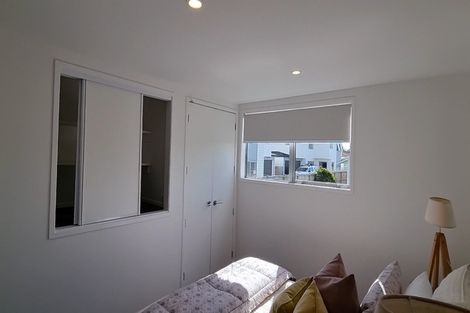 Photo of property in 4/10 Yeovil Road, Te Atatu Peninsula, Auckland, 0610