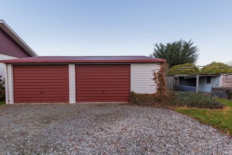 Photo of property in 27 Coronation Street, Waimate, 7924