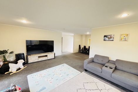 Photo of property in 23a Grove Road, Papakura, 2110