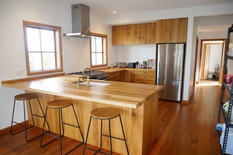 Photo of property in 7 Ticehurst Road, Lyttelton, 8082
