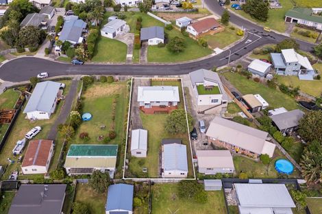 Photo of property in 3 Poplar Street, Whitianga, 3510