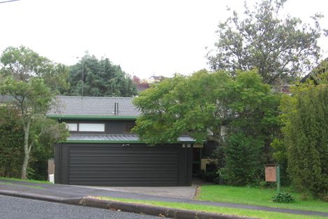 Photo of property in 2/13 Penzance Road, Mairangi Bay, Auckland, 0630