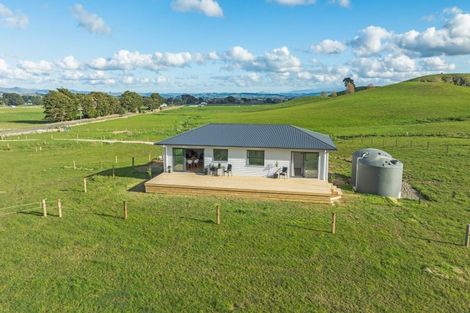 Photo of property in 453 Pinfold Road, Papatawa, 4998