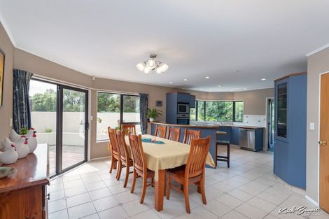 Photo of property in 18 Crestview Grove, Belmont, Lower Hutt, 5010