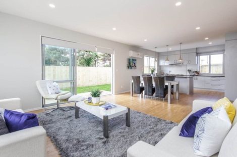 Photo of property in 2 Bahari Drive, Ranui, Auckland, 0612