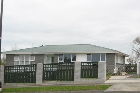Photo of property in 86 Wrantage Street, Westown, New Plymouth, 4310