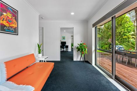 Photo of property in 257 Kaipara Road, Papakura, 2582