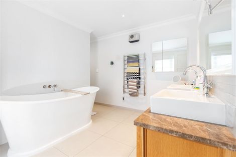 Photo of property in 6 Wairarapa Terrace, Merivale, Christchurch, 8014