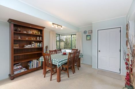 Photo of property in 6 Pararewa Drive, Whalers Gate, New Plymouth, 4310