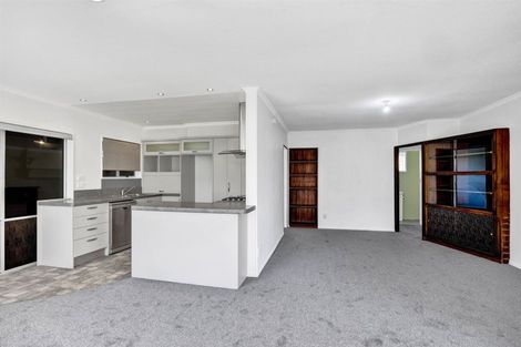 Photo of property in 18 George Street, Hawera, 4610