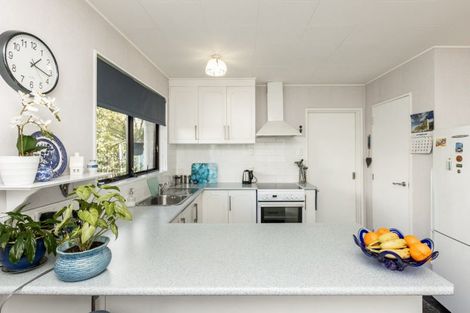 Photo of property in 1/53 Te Mata Road, Havelock North, 4130