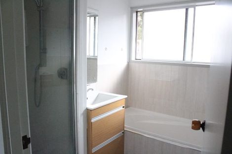 Photo of property in 2 Sherie Place, Howick, Auckland, 2014