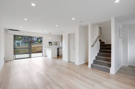 Photo of property in 19b Chislehurst Street, Henderson, Auckland, 0612