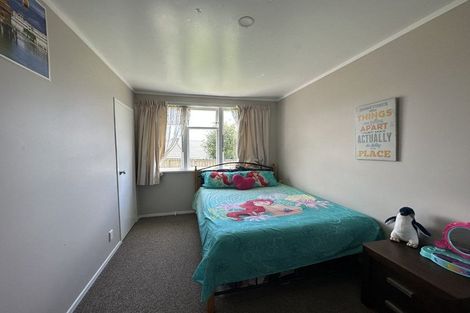 Photo of property in 68b Kelman Road, Kelston, Auckland, 0602