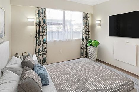 Photo of property in 9 Robinson Avenue, Holdens Bay, Rotorua, 3010