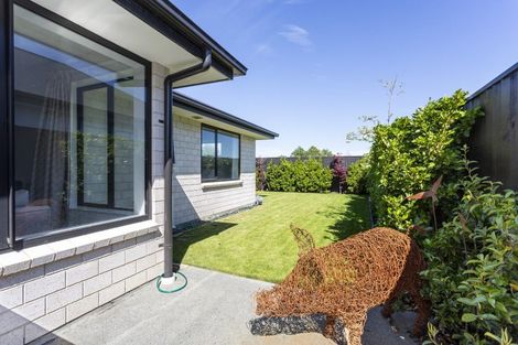 Photo of property in 37 Whitburn Avenue, Halswell, Christchurch, 8025