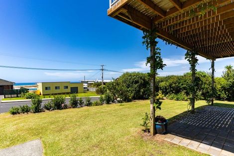 Photo of property in 11 Wintle Street, Mangawhai Heads, Mangawhai, 0505