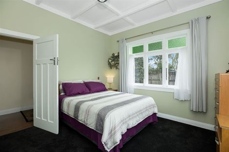 Photo of property in 1/275 Great North Road, Henderson, Auckland, 0612
