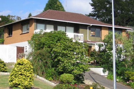 Photo of property in 28 Stapleford Crescent, Browns Bay, Auckland, 0630