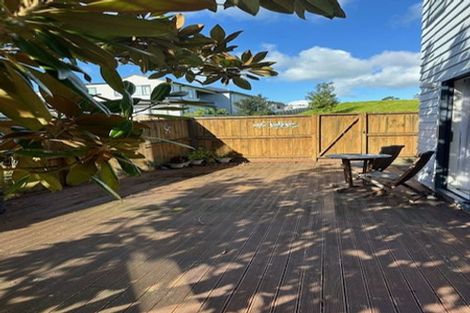 Photo of property in 85a Sunnynook Road, Forrest Hill, Auckland, 0620