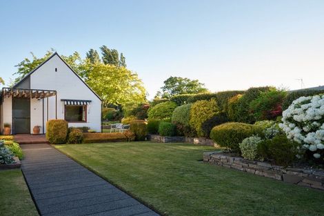 Photo of property in 39 Westburn Terrace, Burnside, Christchurch, 8041